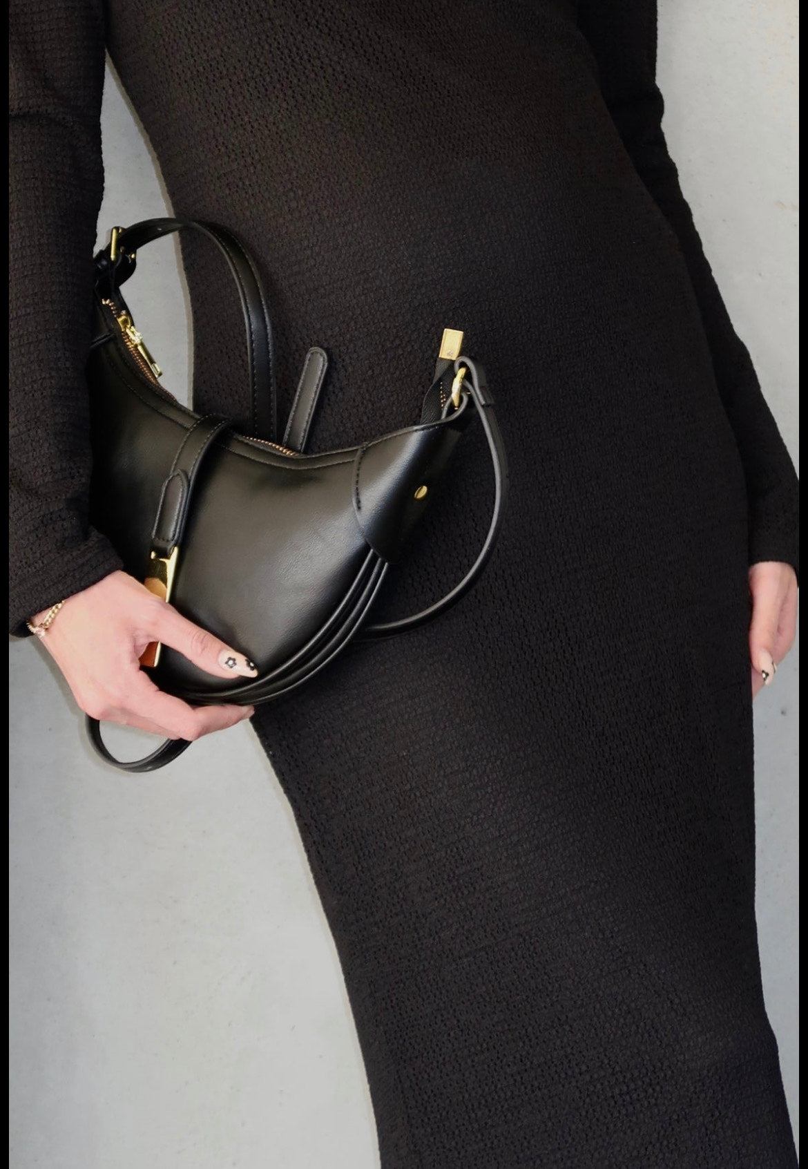 Lola dress black